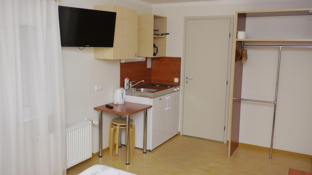 Hommiku Guesthouse Пярну Экстерьер фото