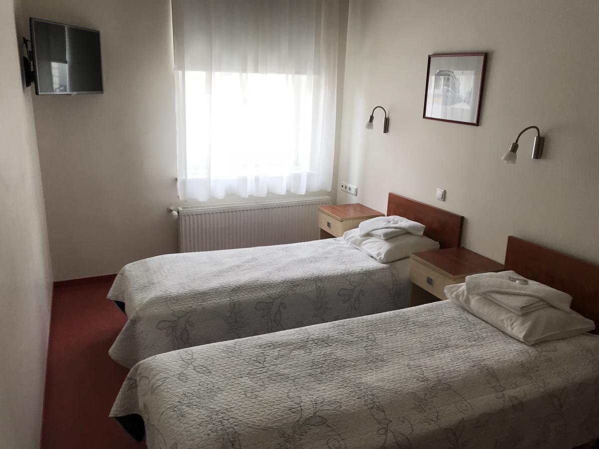 Hommiku Guesthouse Пярну Экстерьер фото