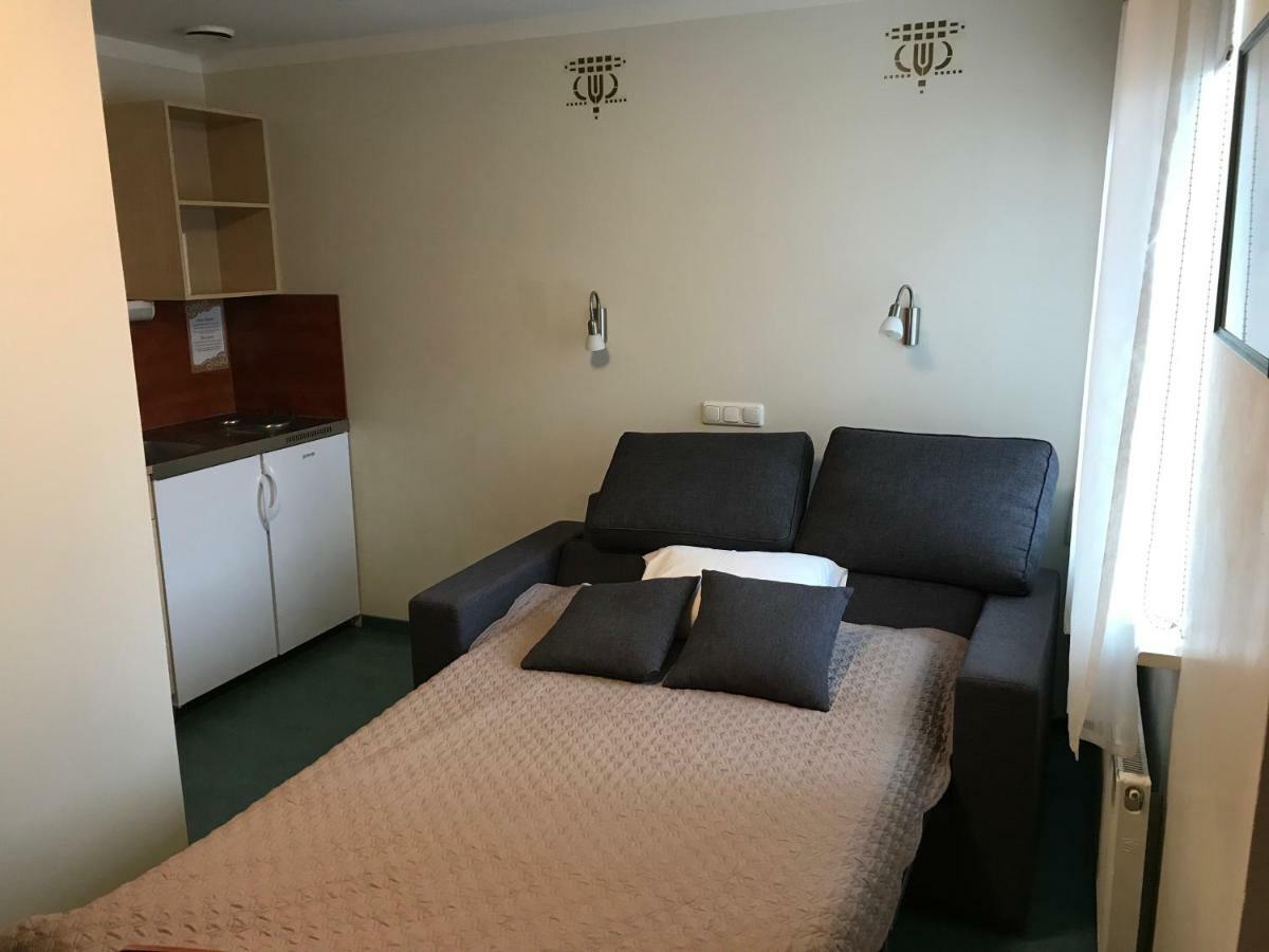 Hommiku Guesthouse Пярну Экстерьер фото